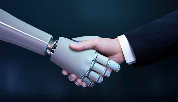 Bekerja Bersama AI: Memanfaatkan Teknologi Tanpa Hilang Peran Manusia