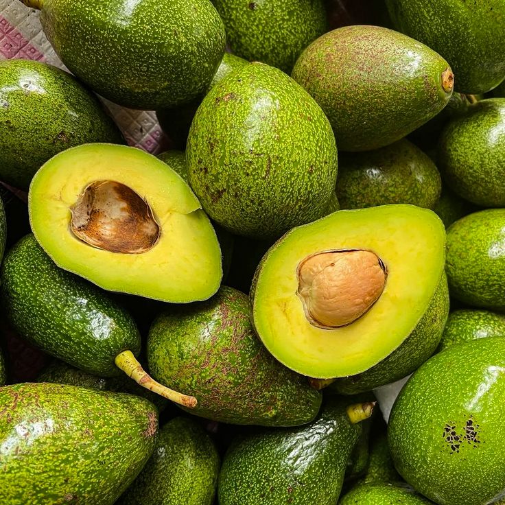 7 Manfaat Alpukat bagi Kesehatan yang Terbukti secara Ilmiah