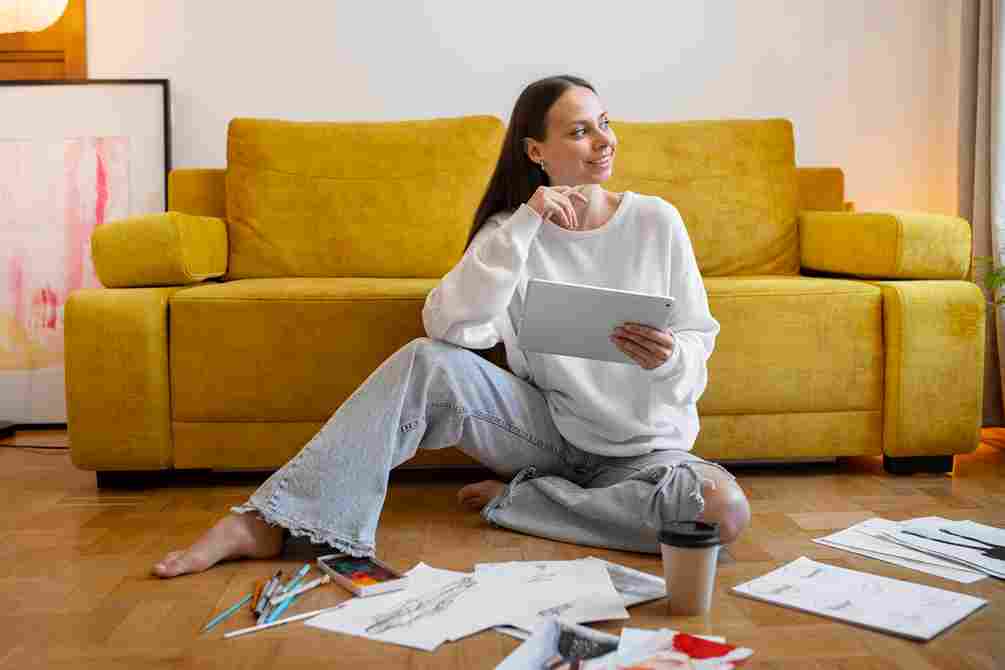Tips Mengatur Keuangan Saat Tinggal Sendiri agar Pengeluaran Tetap Terkendali