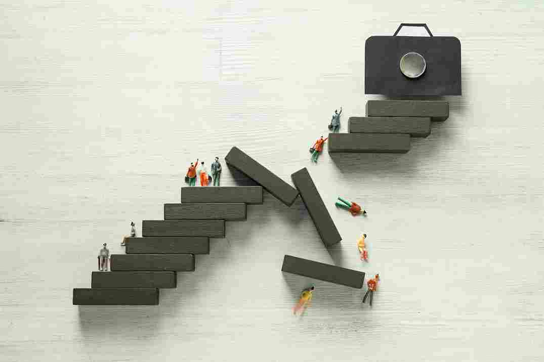 Apa Itu Career Path? Pengertian, Jenis, dan Cara Menentukannya